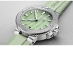 ORIS Aquis Date Ladies 36.5mm - Image 4